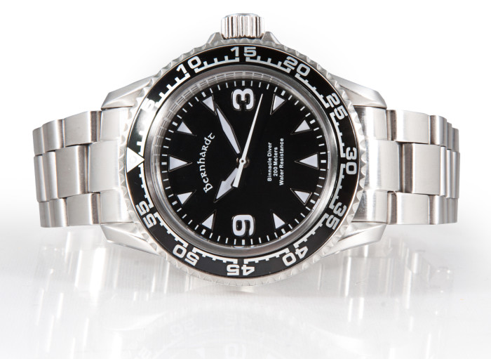 Bernhardt Sea Shark Black